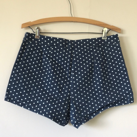 Denim polka dot pin up style shorts - Picture 4 of 5